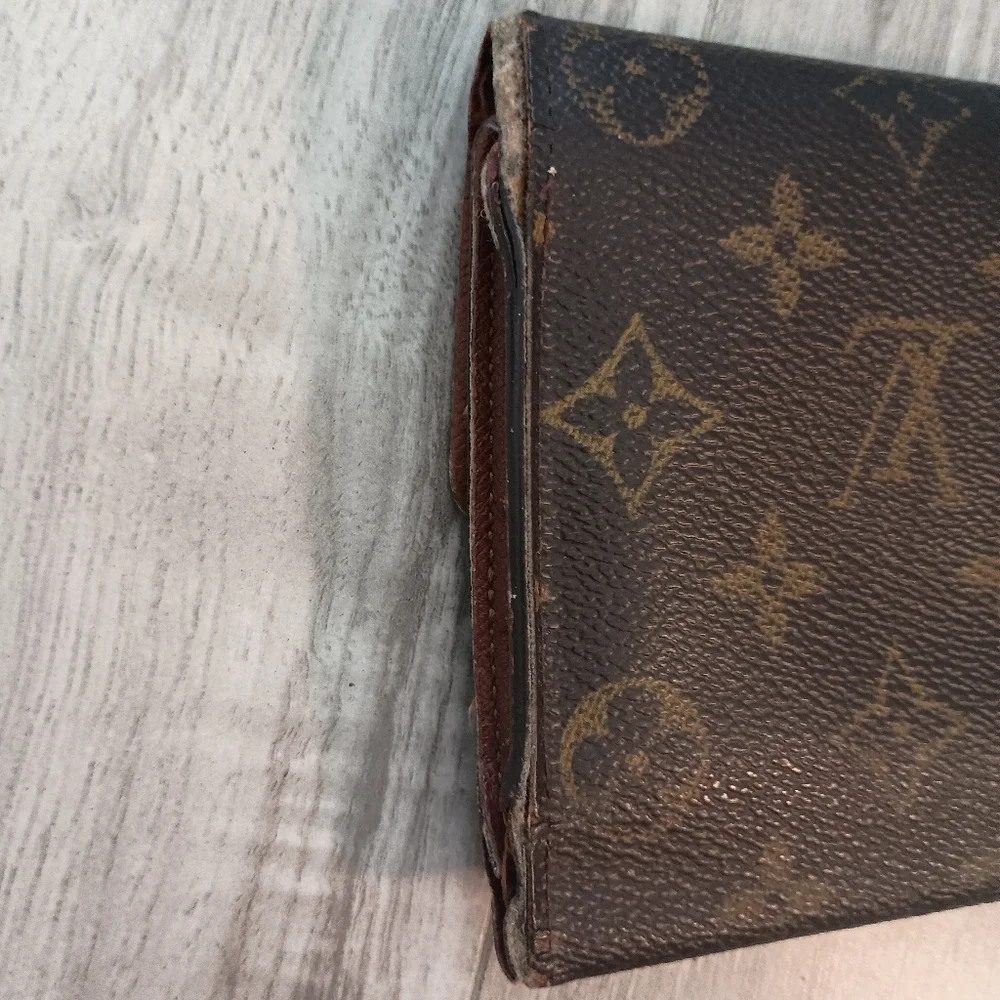 Louis Vuitton Monogram Porte Tresor International Trifold Long Wallet - Picture 5 of 12